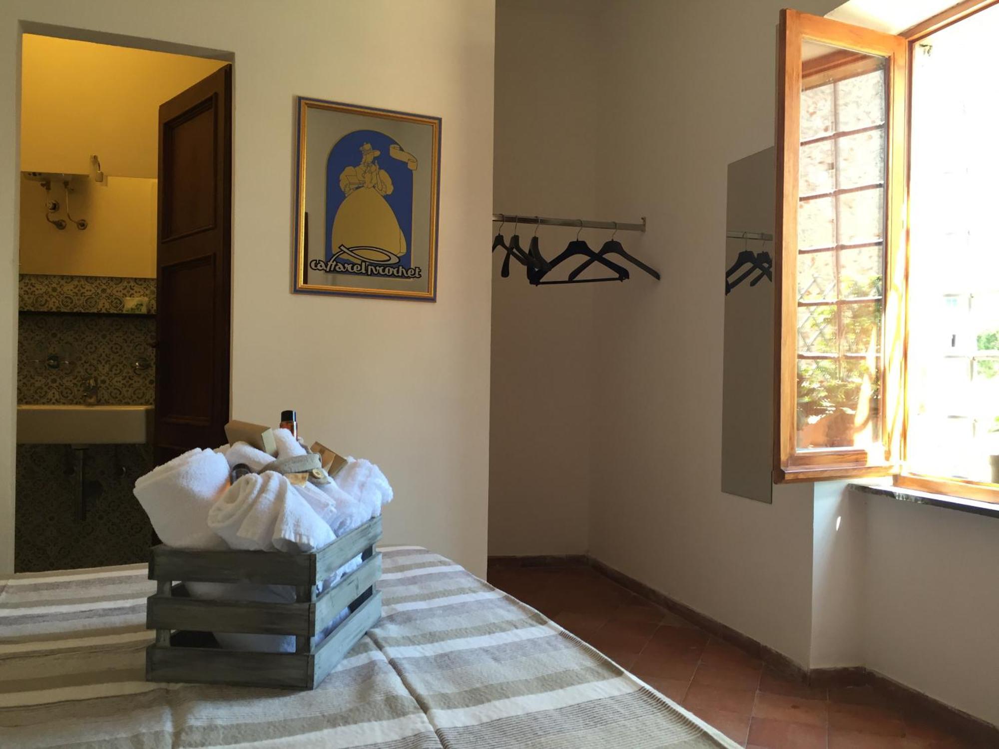 Al Castello Affittacamere Pietra Ligure Room photo